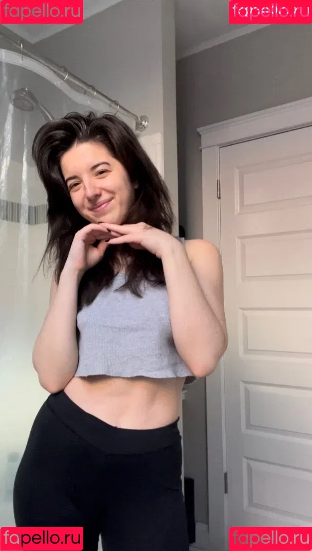 Slight Sounds ASMR Onlyfans Photo Gallery 