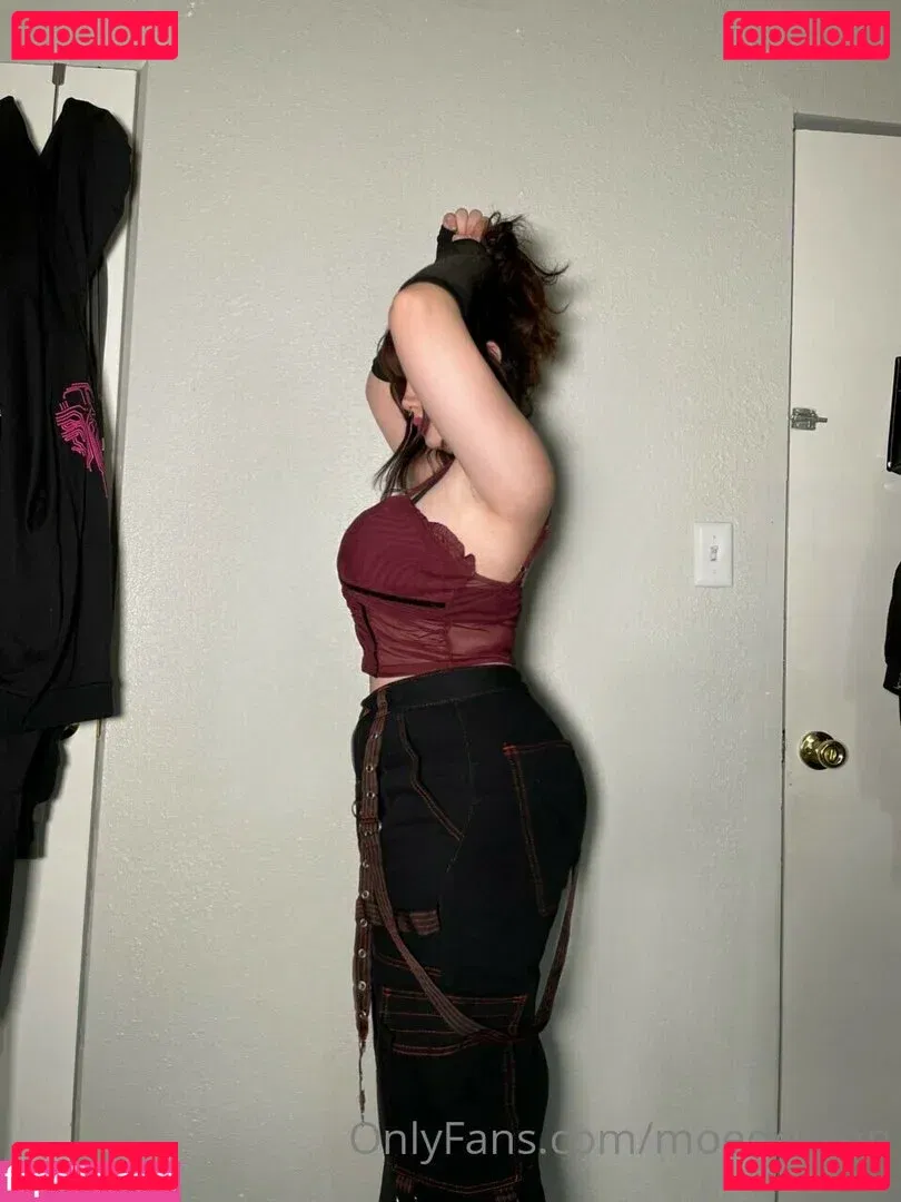 angelgutz Onlyfans Photo Gallery 