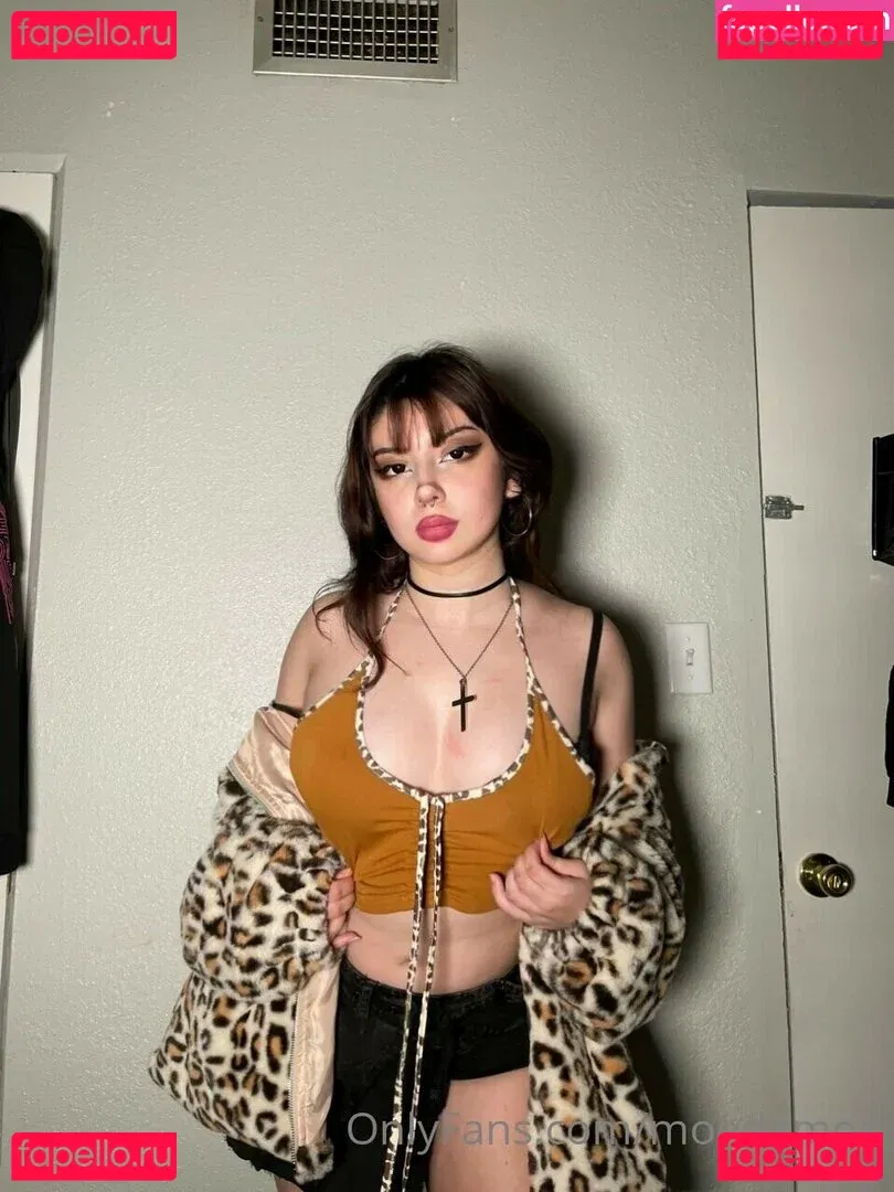 angelgutz Onlyfans Photo Gallery 