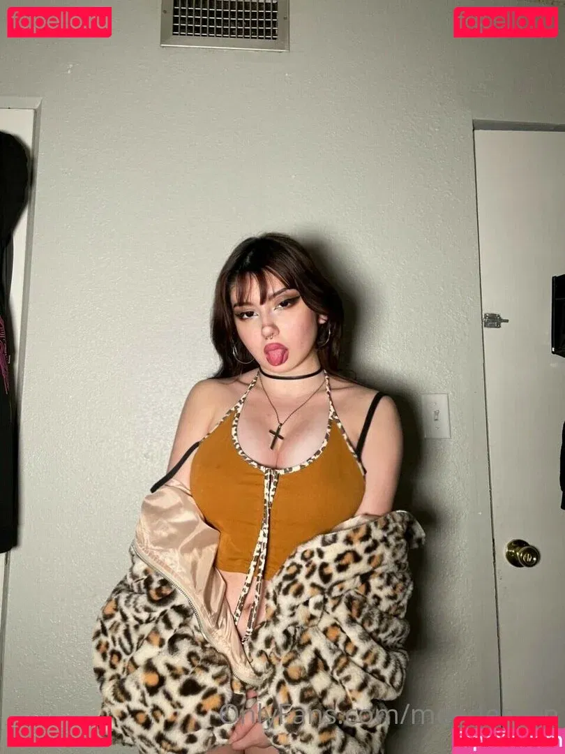 angelgutz Onlyfans Photo Gallery 