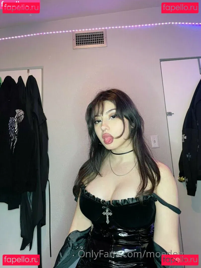 angelgutz Onlyfans Photo Gallery 