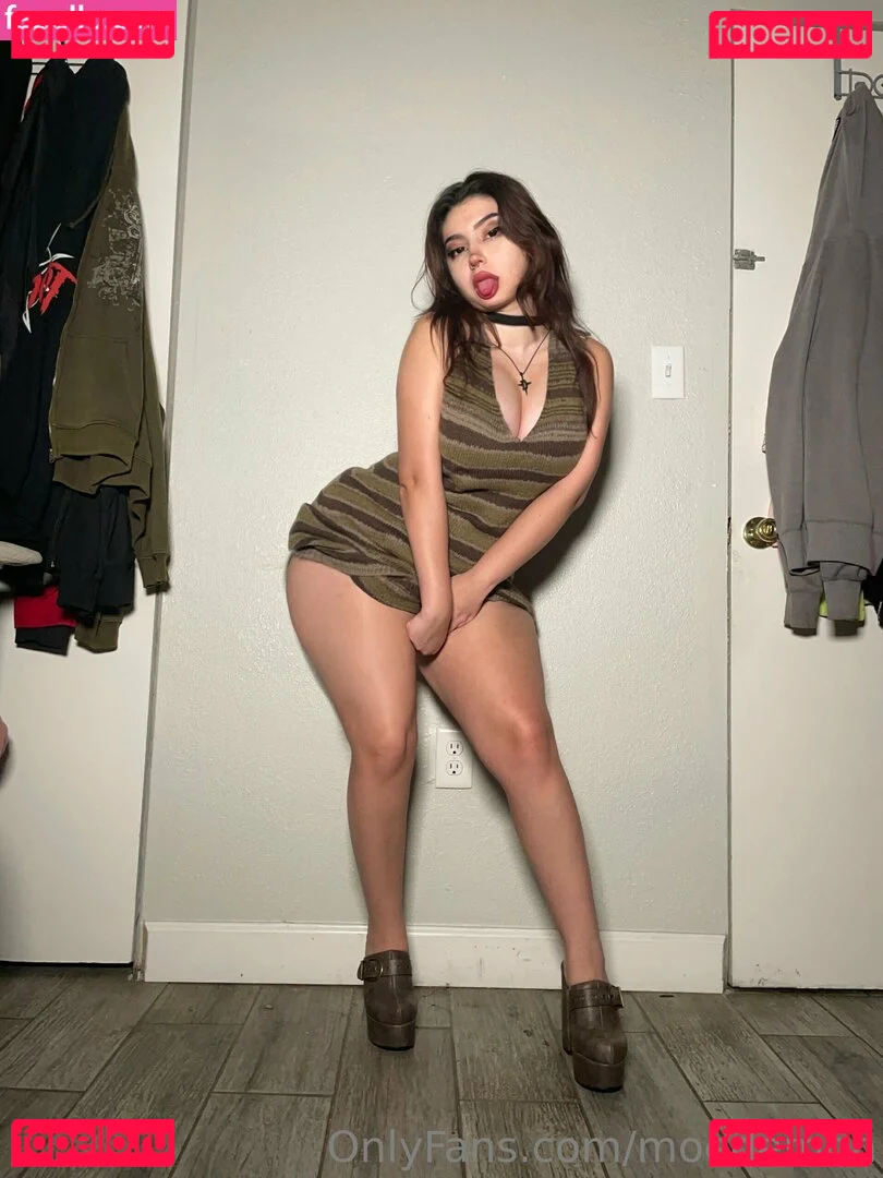 angelgutz Onlyfans Photo Gallery 