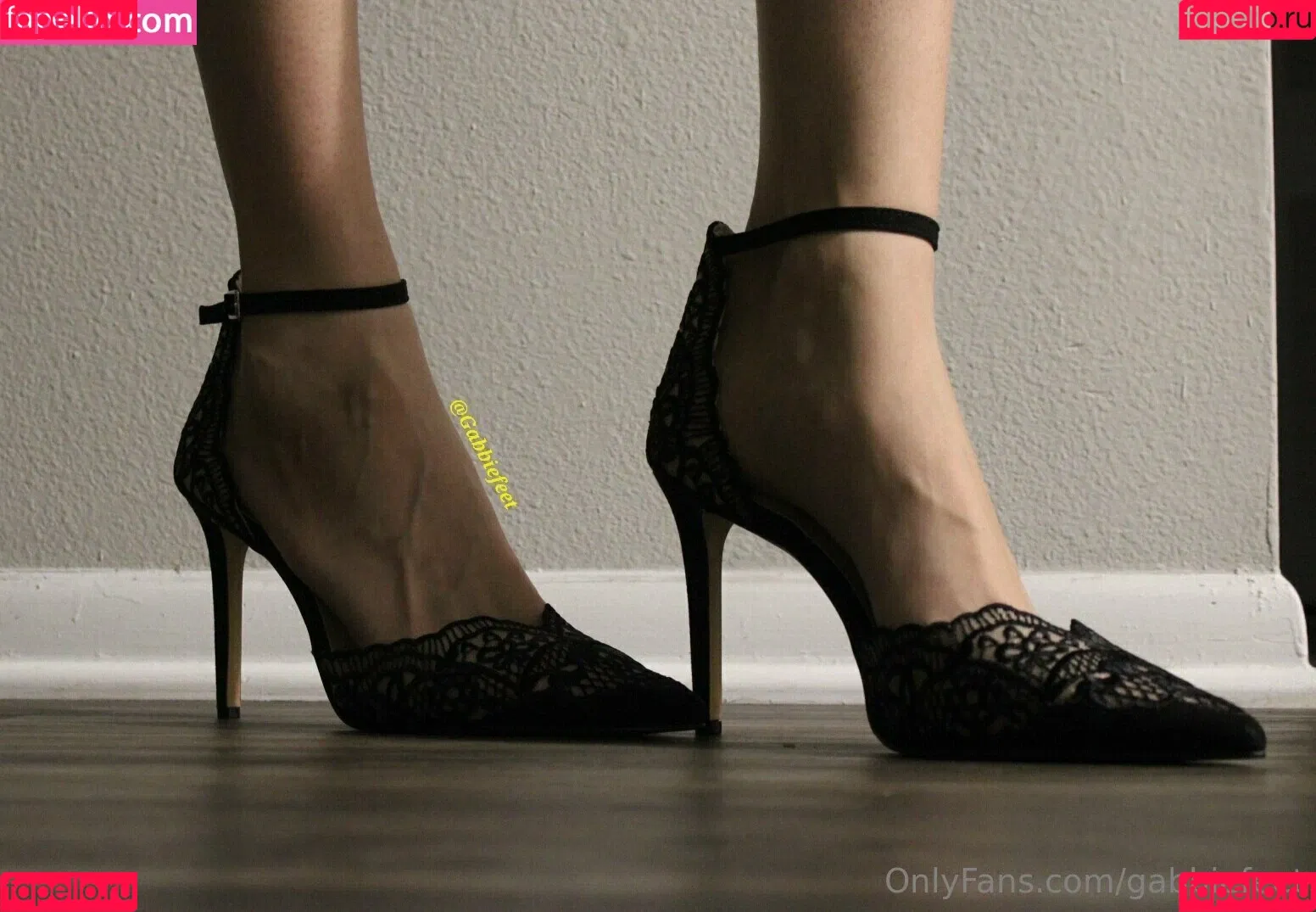 gabbiefeet Onlyfans Photo Gallery 