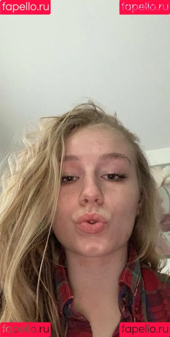 Hannah Woods Onlyfans Photo Gallery 