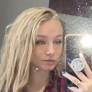 Hannah Woods Onlyfans Photo Gallery 