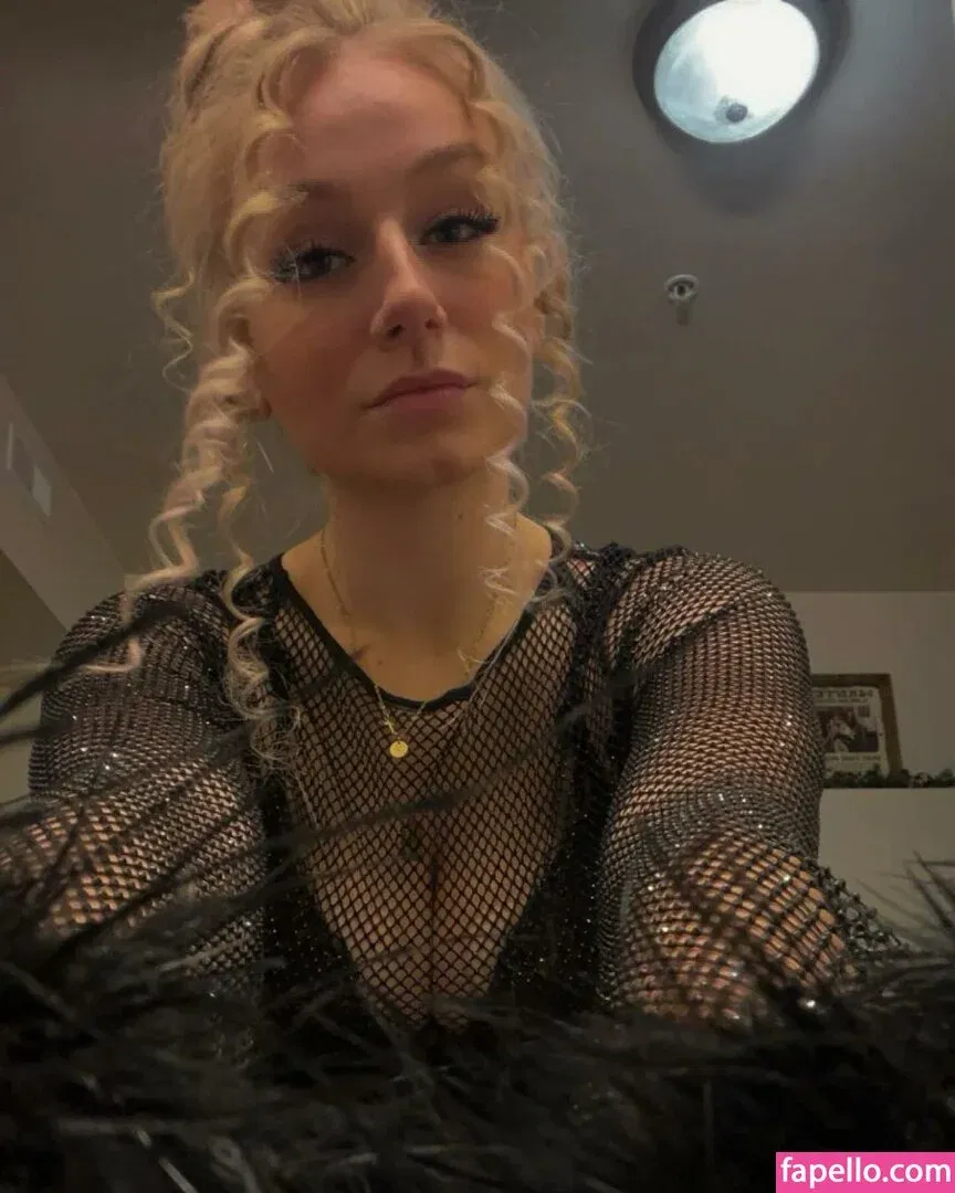 Hannah Woods Onlyfans Photo Gallery 