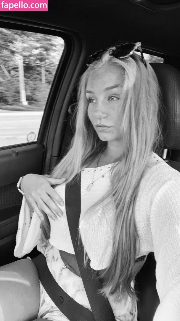 Hannah Woods Onlyfans Photo Gallery 