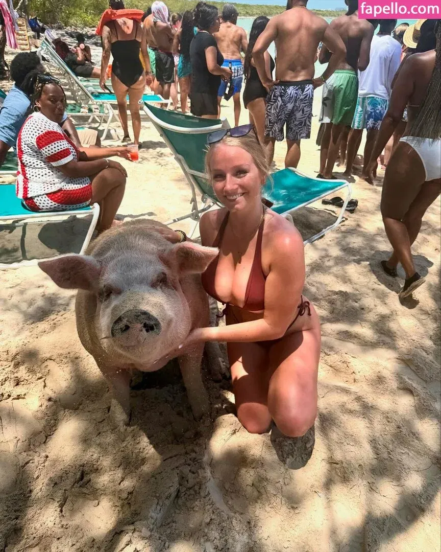 Hannah Woods Onlyfans Photo Gallery 