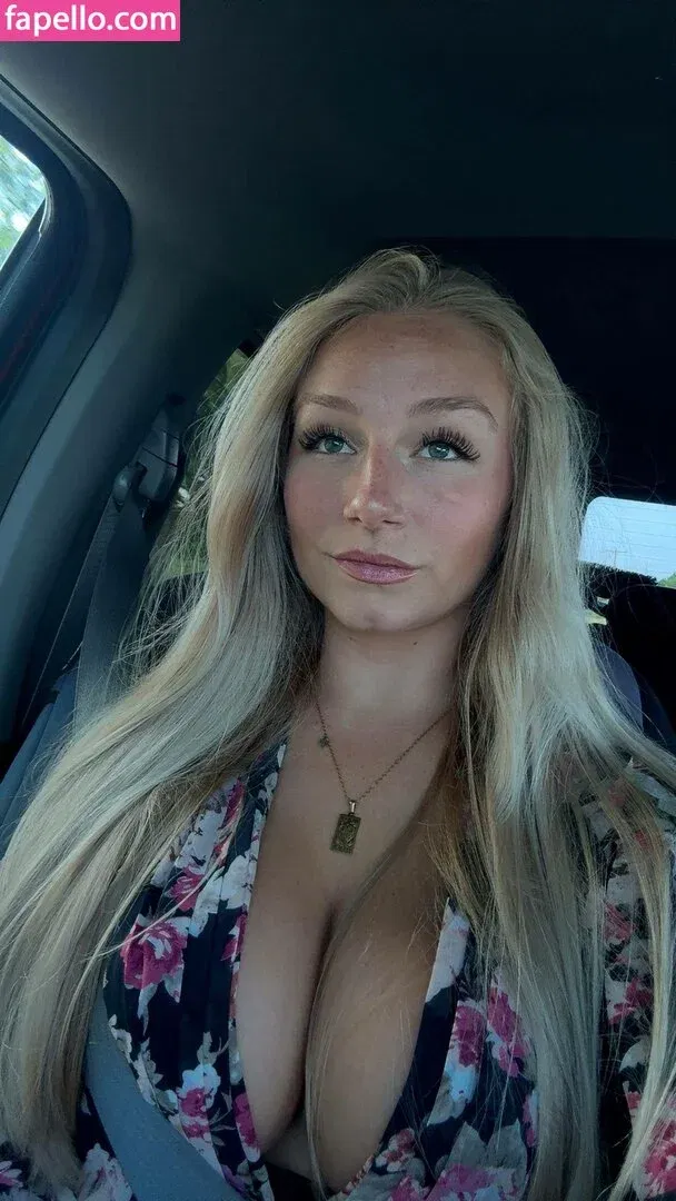 Hannah Woods Onlyfans Photo Gallery 