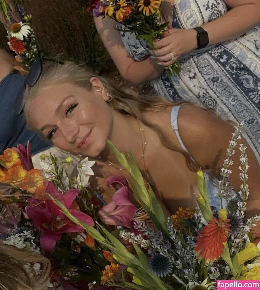 Hannah Woods Onlyfans Photo Gallery 