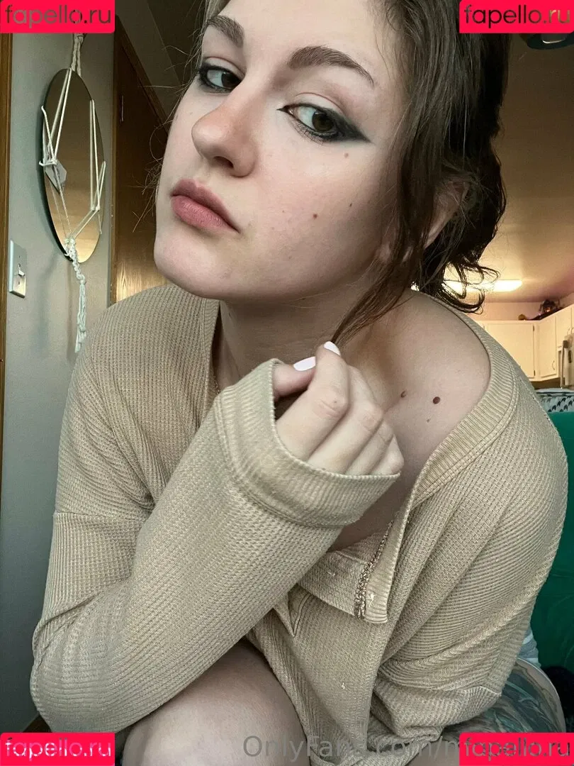 minaluna Onlyfans Photo Gallery 
