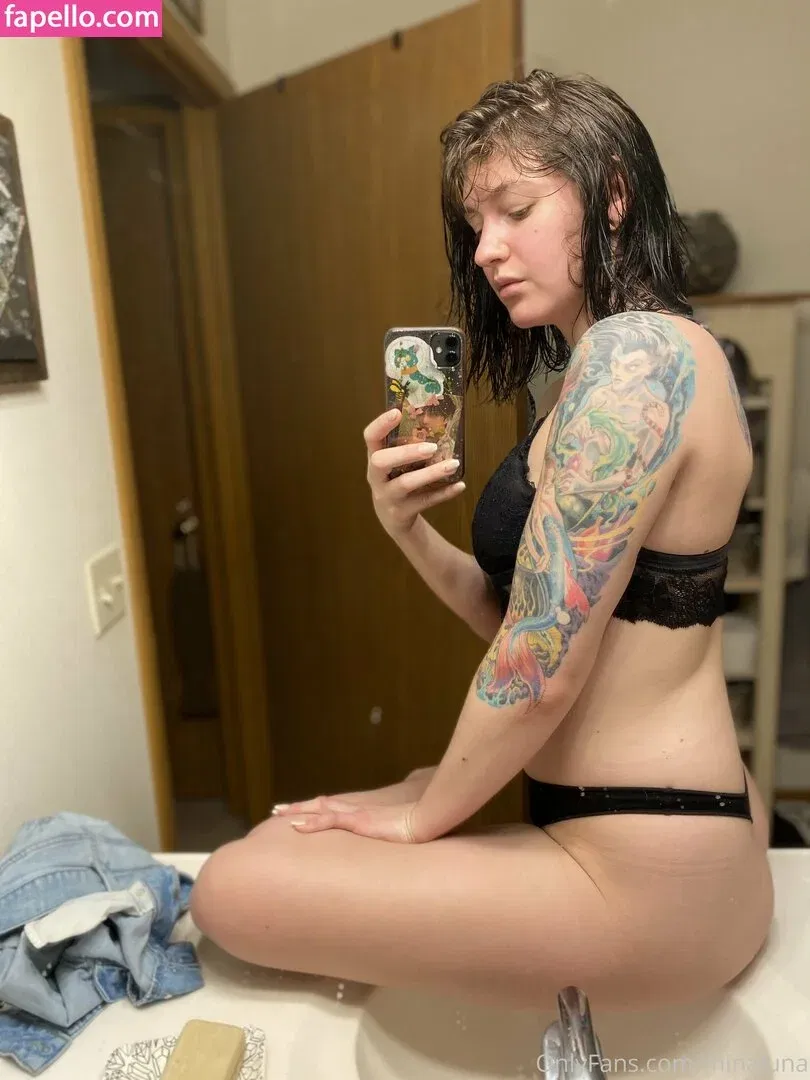 minaluna Onlyfans Photo Gallery 