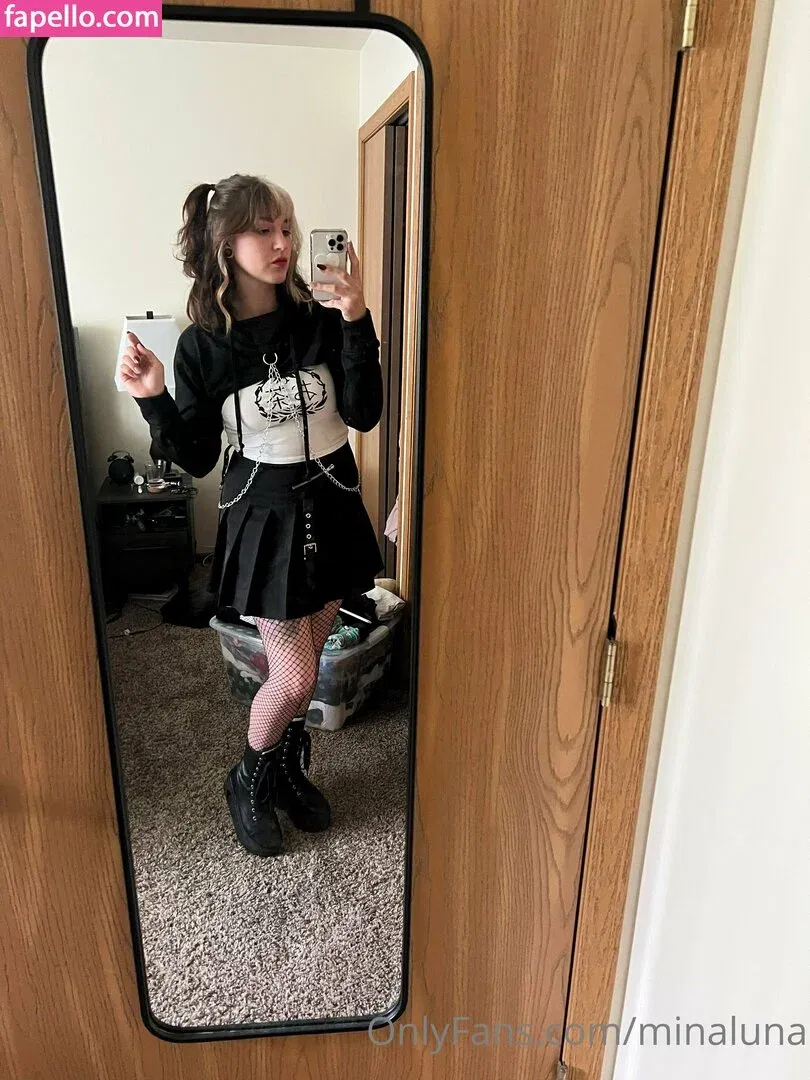 minaluna Onlyfans Photo Gallery 