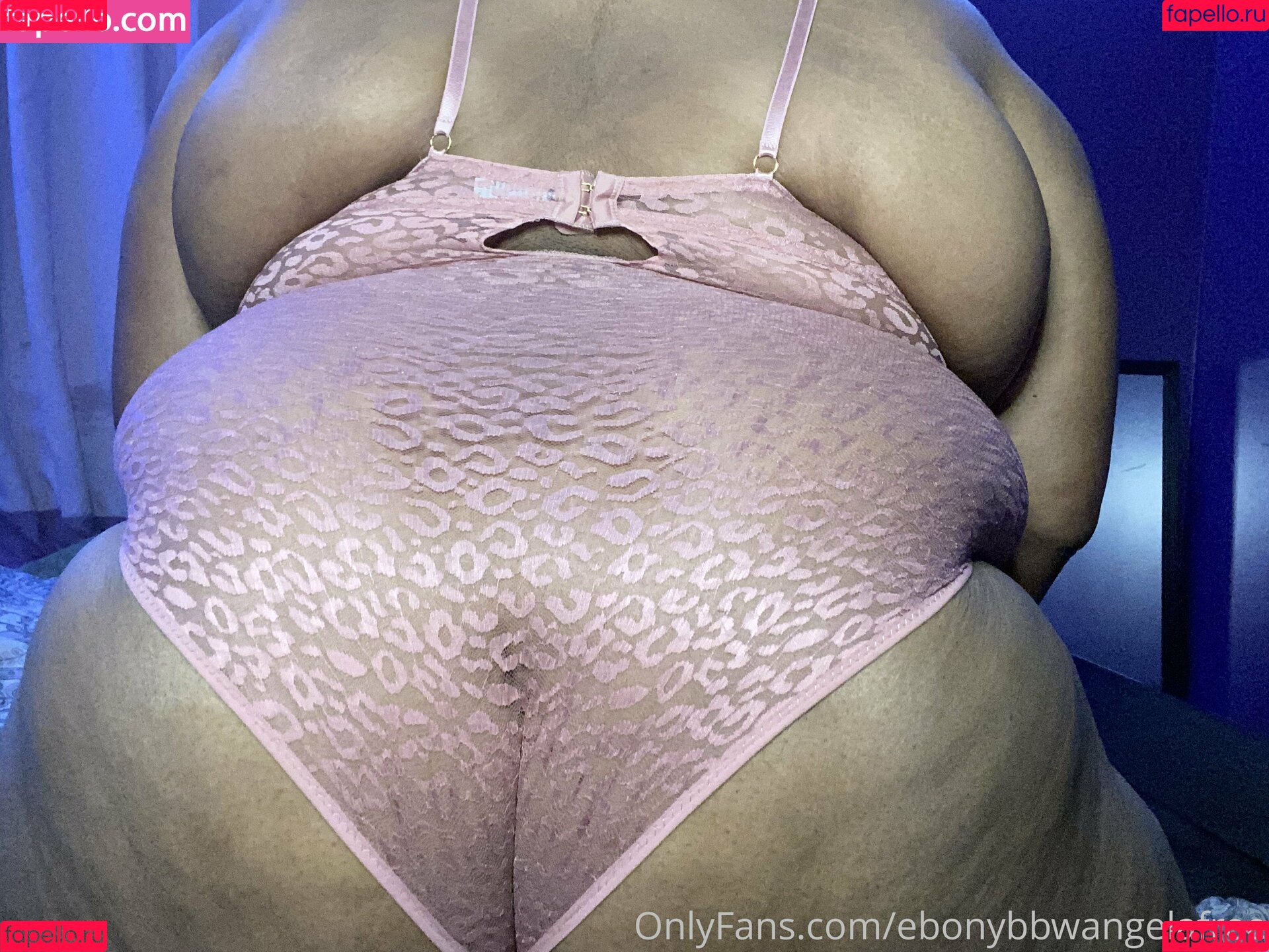 ebonybbwangelafree Onlyfans Photo Gallery 