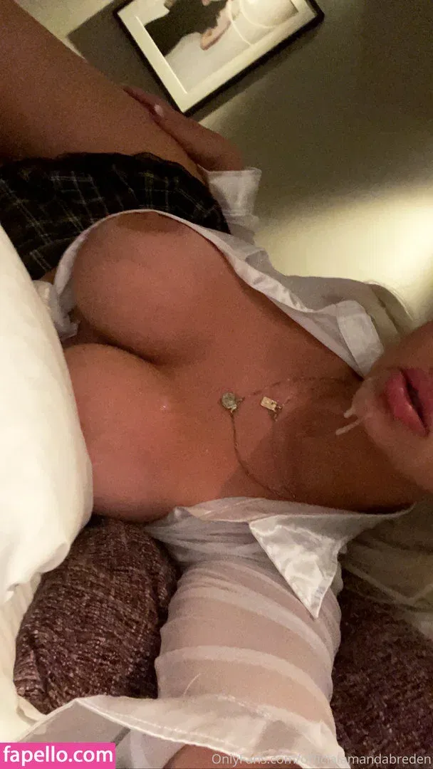 officialamandabreden Onlyfans Photo Gallery 