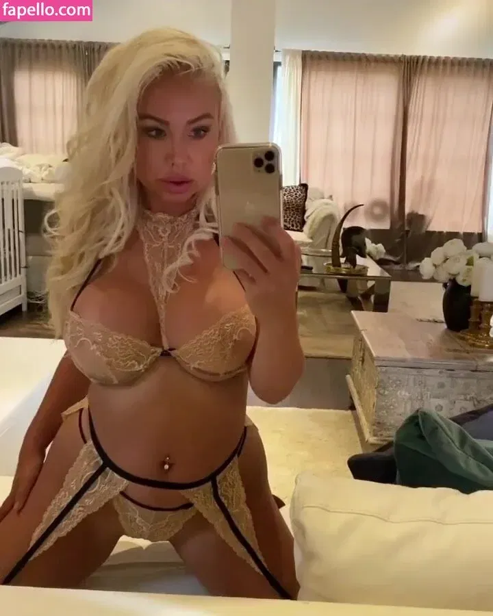 officialamandabreden Onlyfans Photo Gallery 