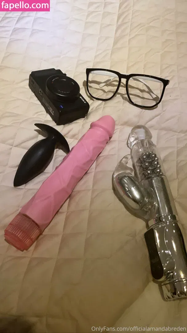 officialamandabreden Onlyfans Photo Gallery 