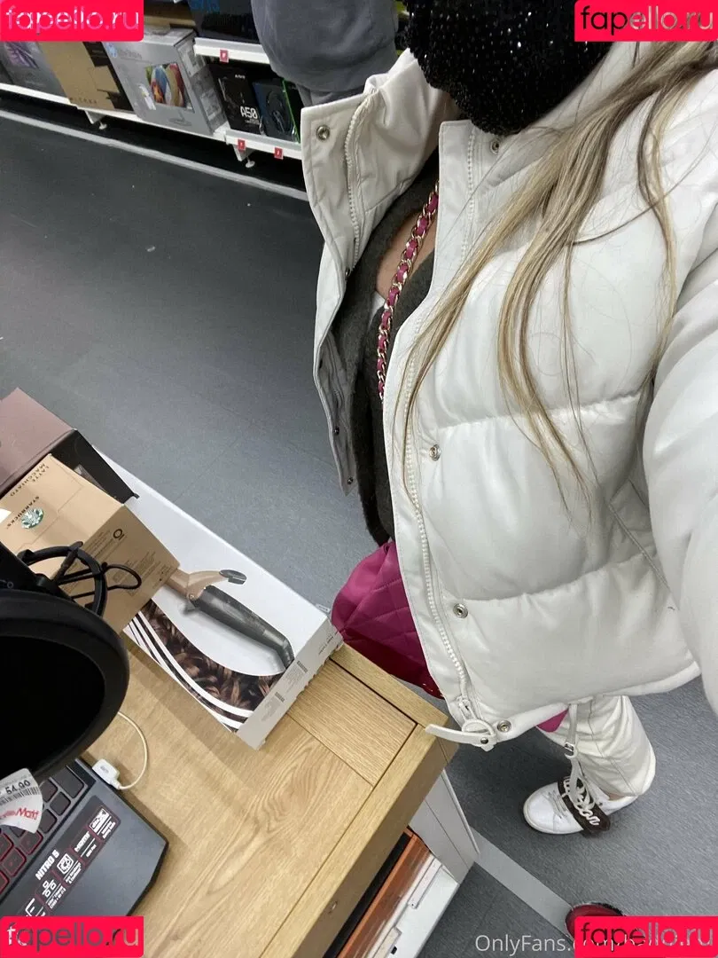 baddiemi Onlyfans Photo Gallery 