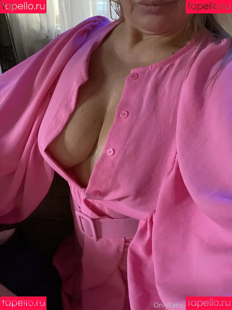 baddiemi Onlyfans Photo Gallery 