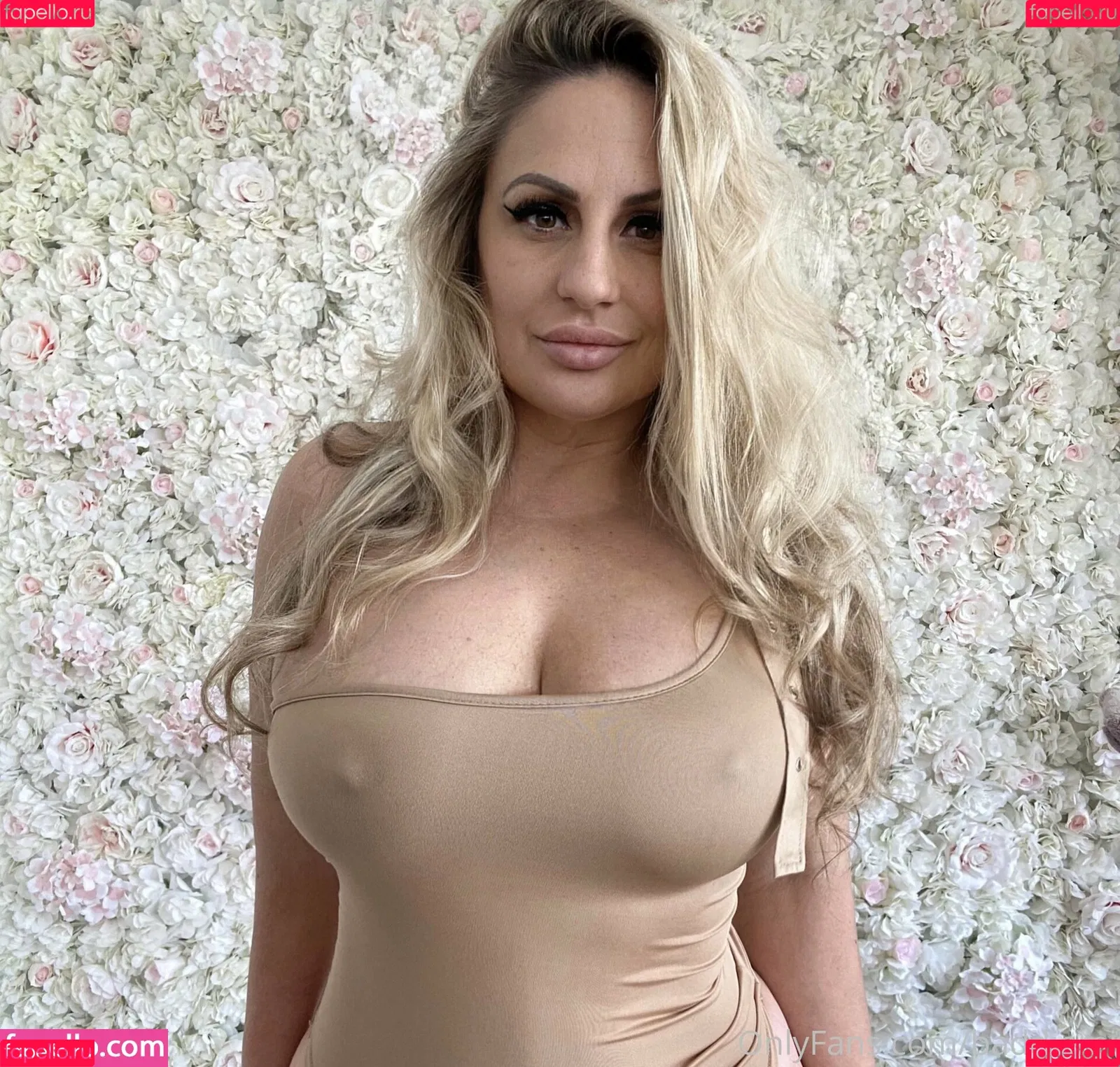 baddiemi Onlyfans Photo Gallery 