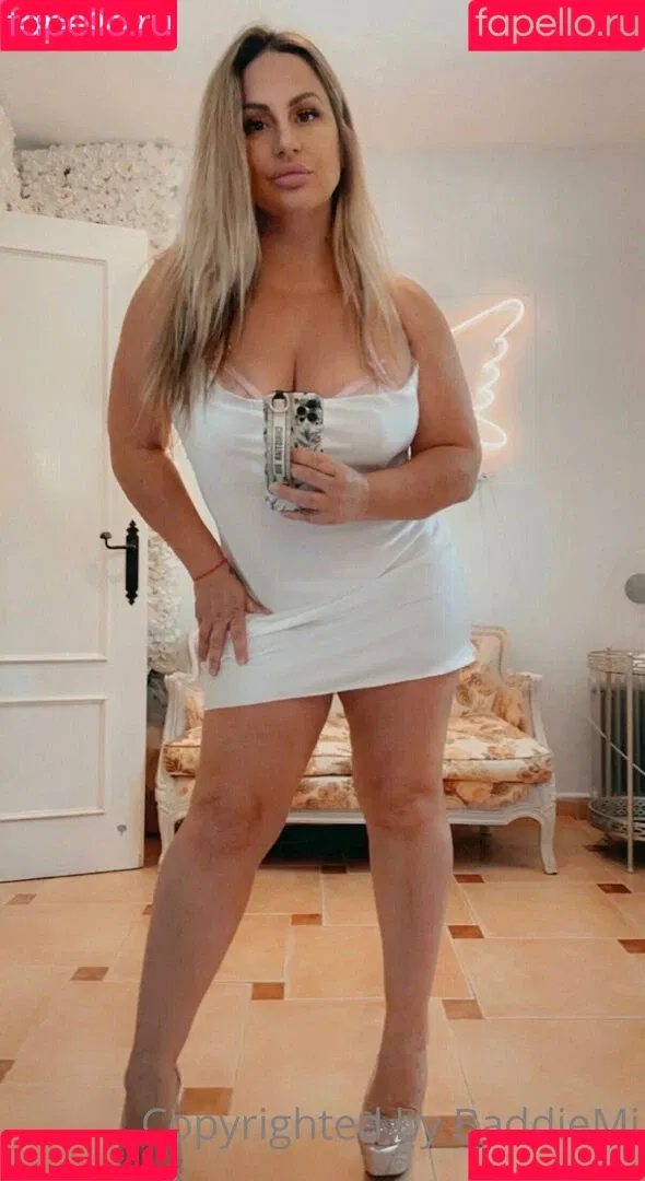 baddiemi Onlyfans Photo Gallery 