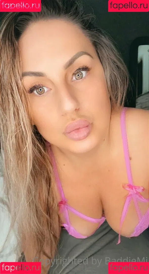 baddiemi Onlyfans Photo Gallery 