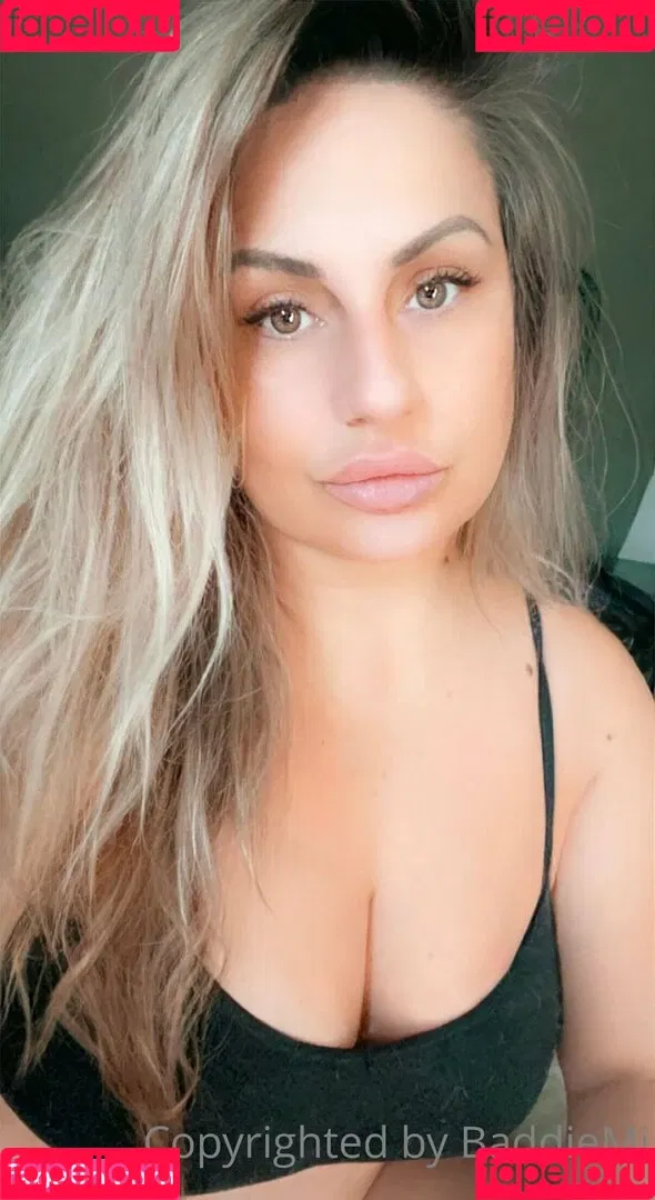 baddiemi Onlyfans Photo Gallery 