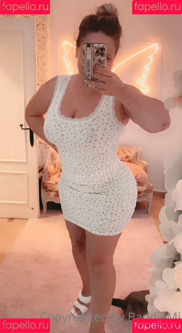 baddiemi Onlyfans Photo Gallery 
