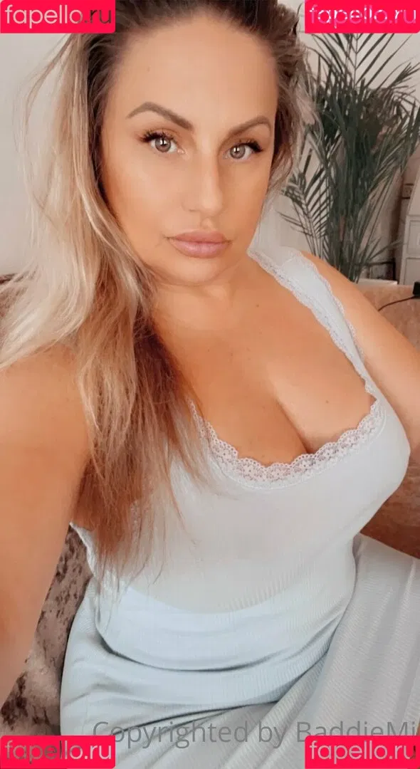 baddiemi Onlyfans Photo Gallery 