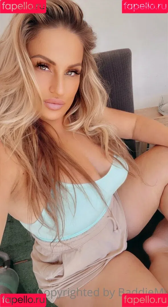 baddiemi Onlyfans Photo Gallery 