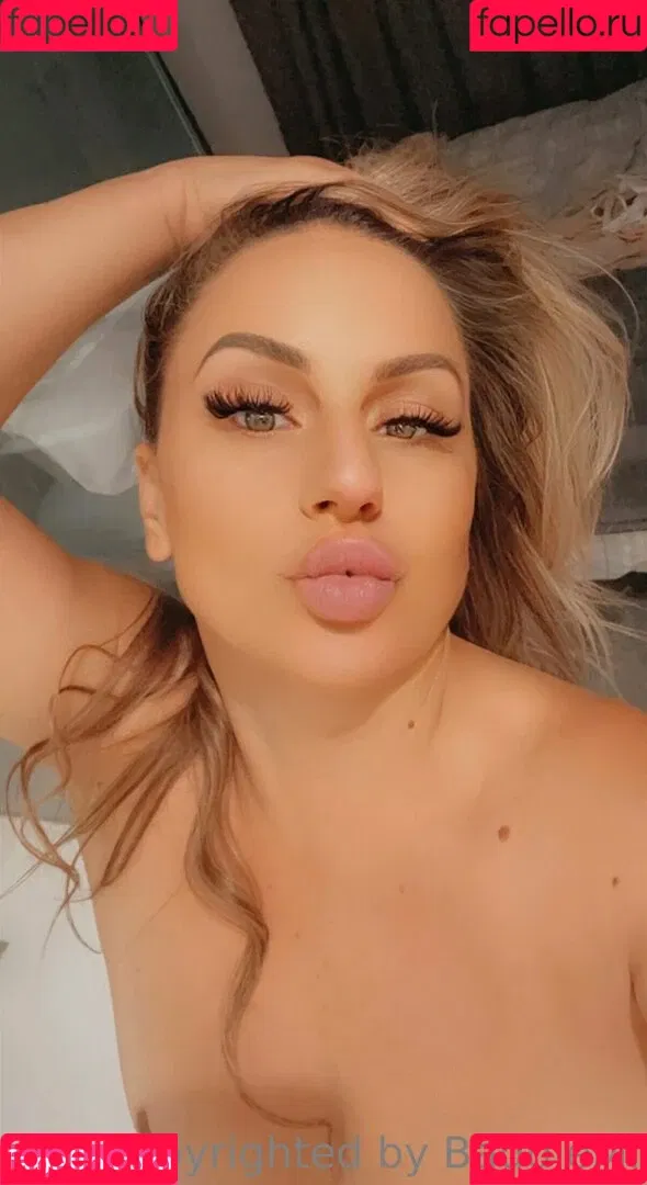 baddiemi Onlyfans Photo Gallery 