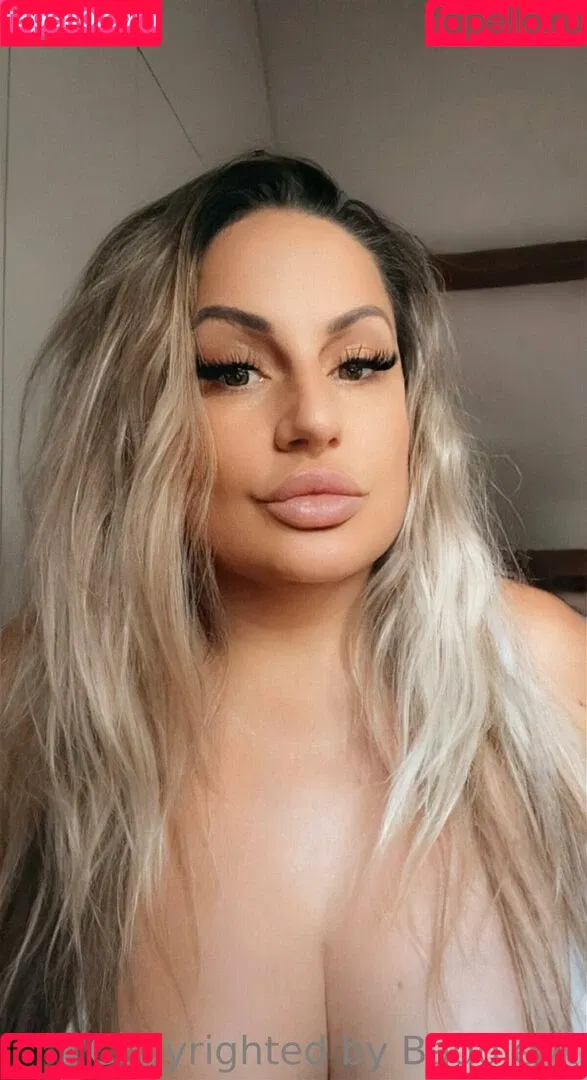 baddiemi Onlyfans Photo Gallery 
