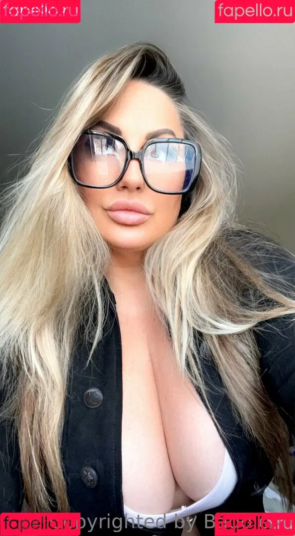baddiemi Onlyfans Photo Gallery 