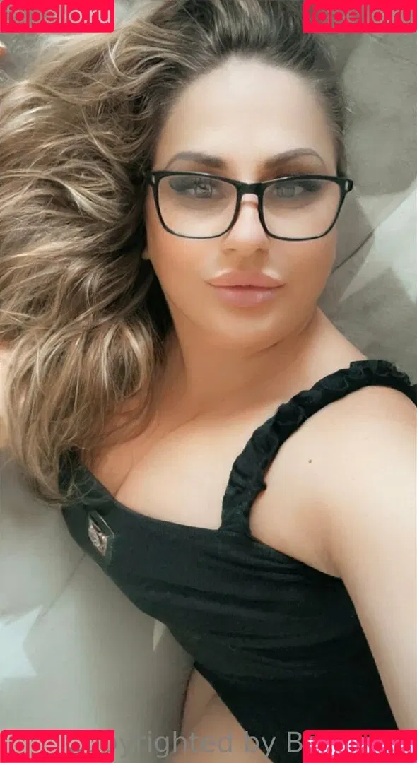 baddiemi Onlyfans Photo Gallery 