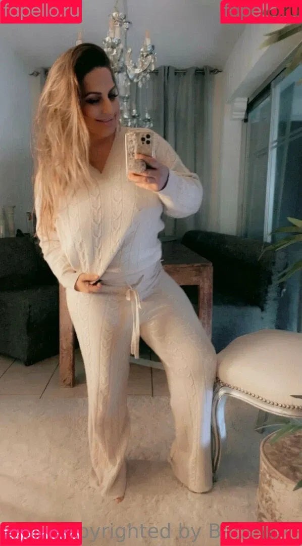baddiemi Onlyfans Photo Gallery 