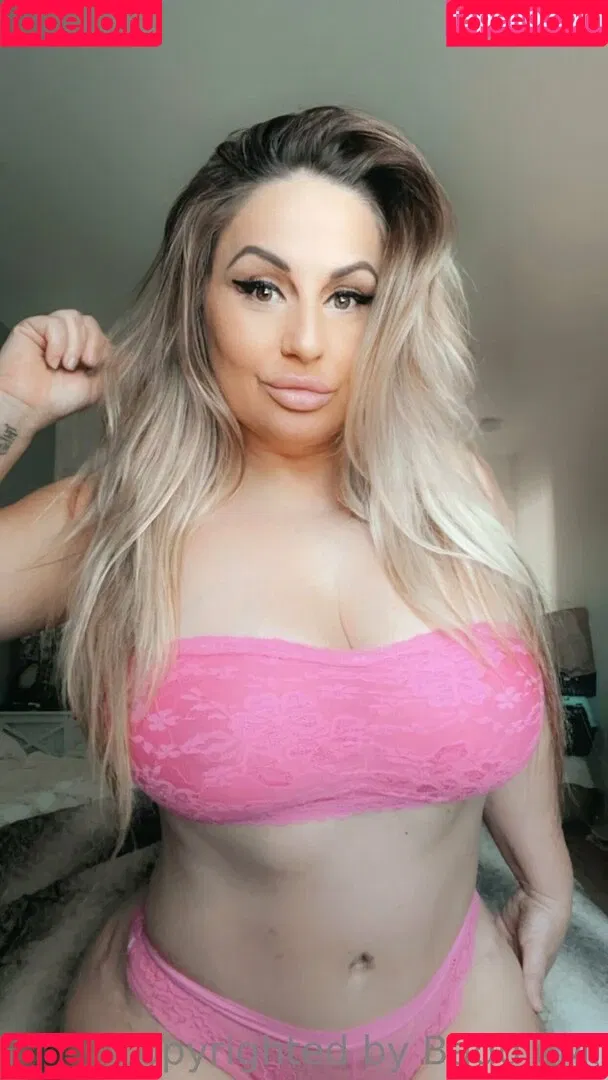 baddiemi Onlyfans Photo Gallery 