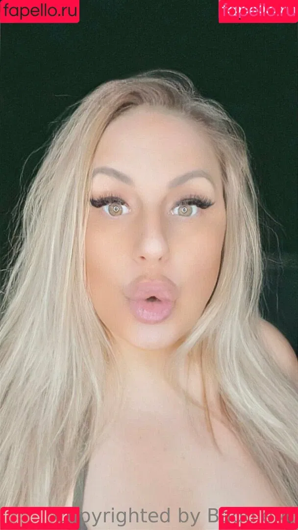 baddiemi Onlyfans Photo Gallery 