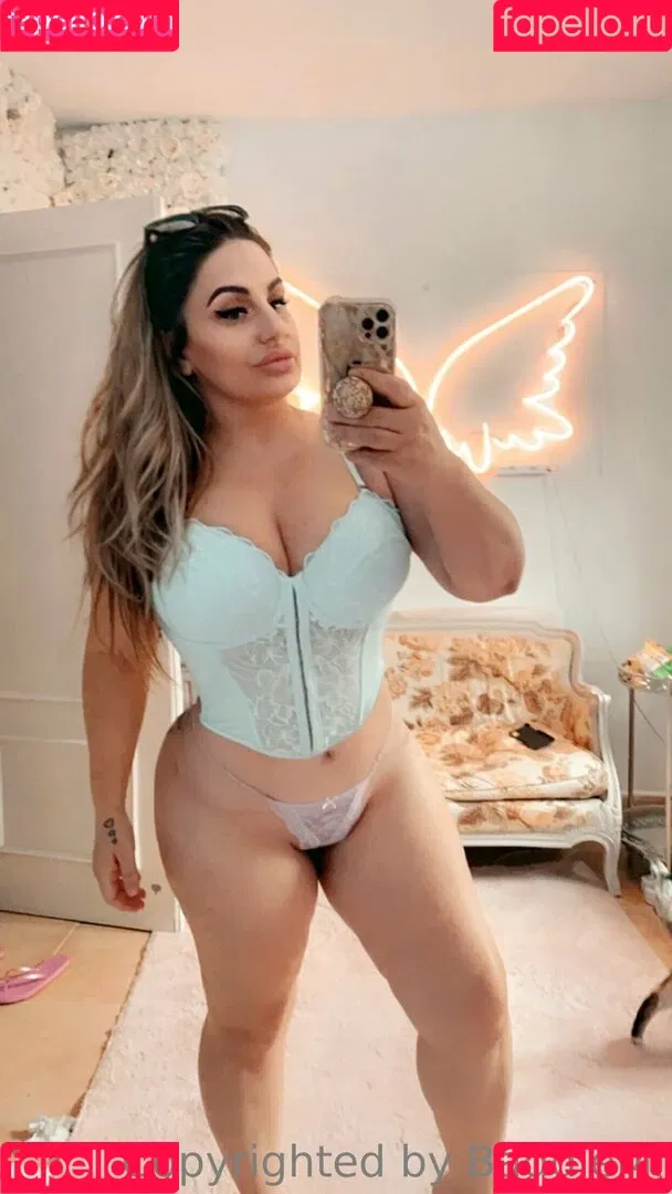 baddiemi Onlyfans Photo Gallery 