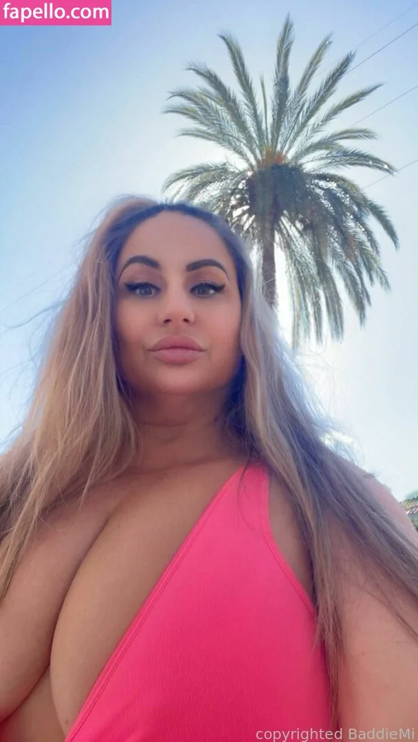 baddiemi Onlyfans Photo Gallery 
