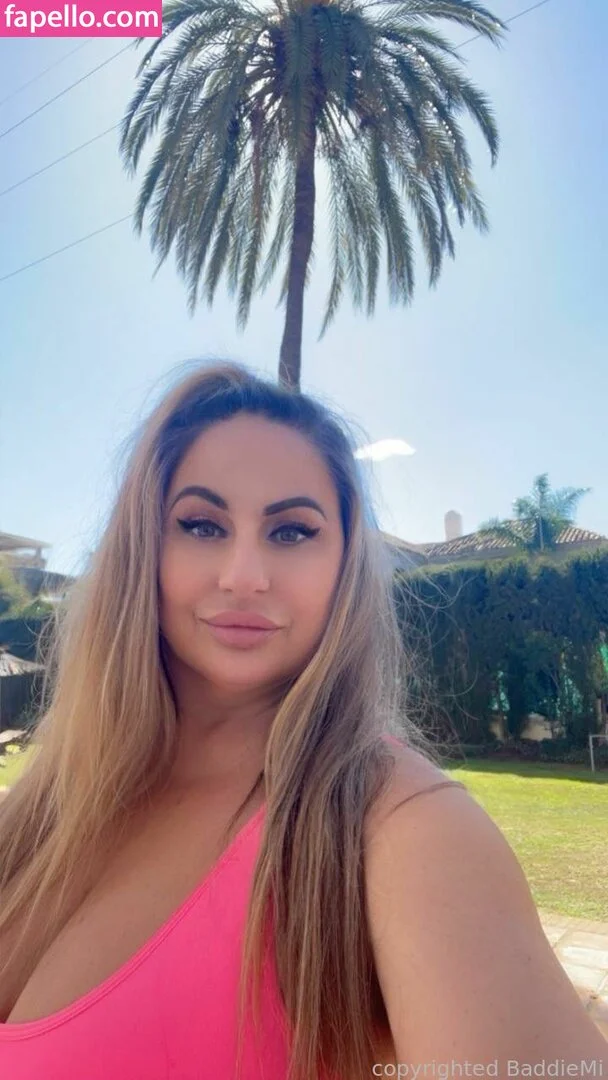 baddiemi Onlyfans Photo Gallery 