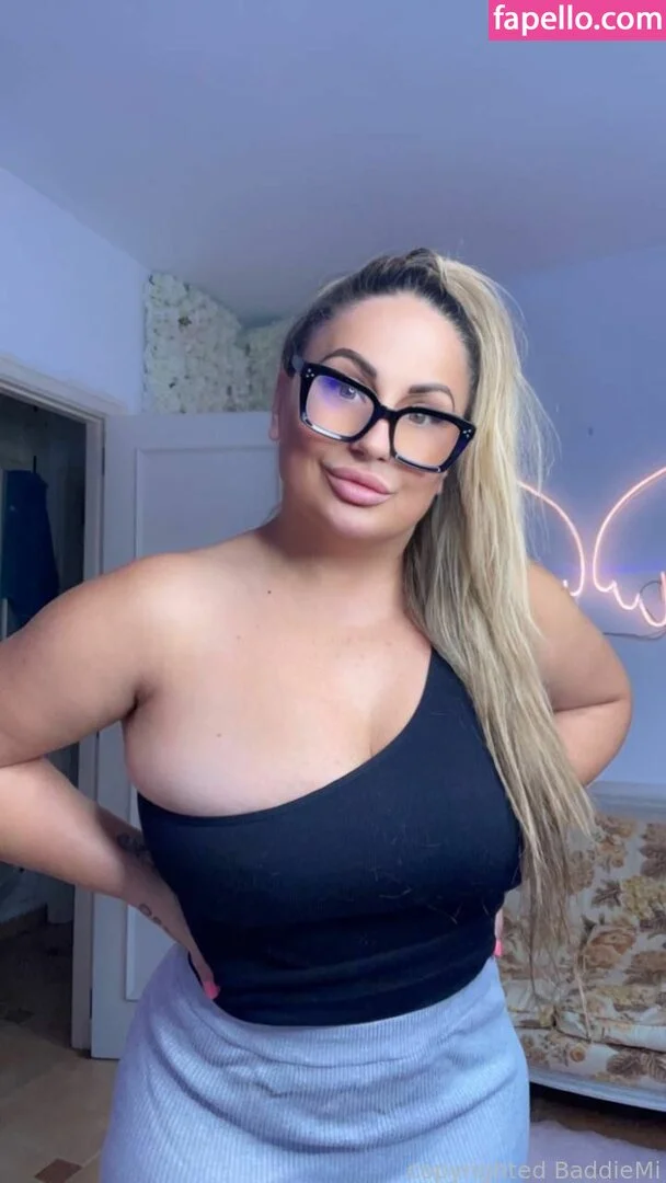 baddiemi Onlyfans Photo Gallery 