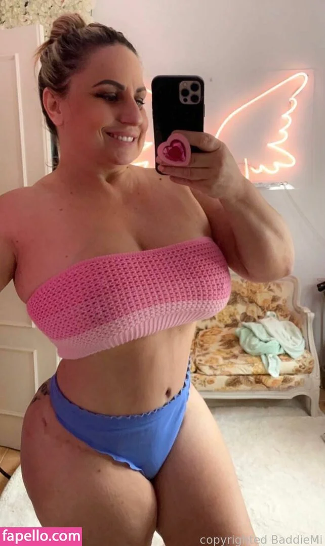 baddiemi Onlyfans Photo Gallery 