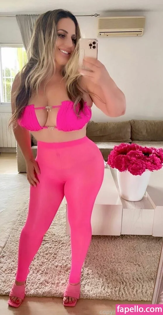 baddiemi Onlyfans Photo Gallery 