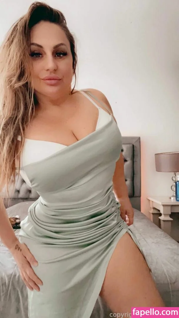 baddiemi Onlyfans Photo Gallery 