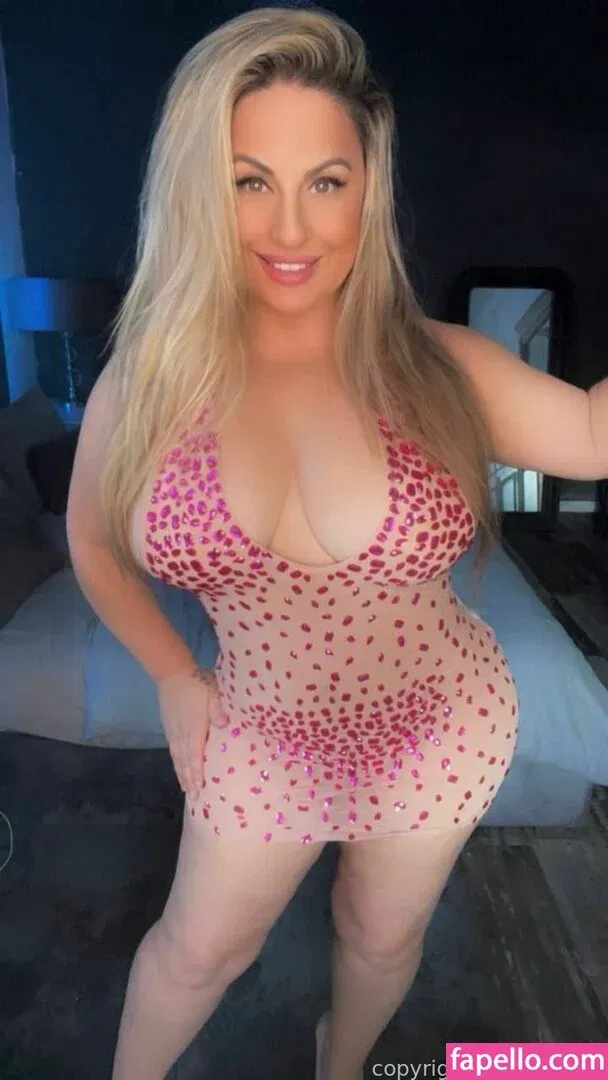 baddiemi Onlyfans Photo Gallery 