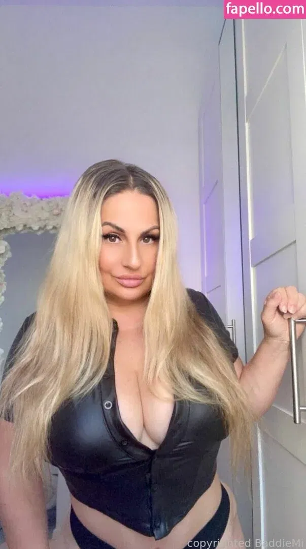 baddiemi Onlyfans Photo Gallery 