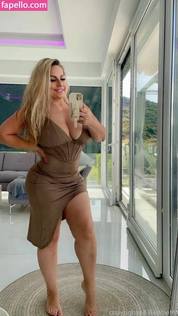 baddiemi Onlyfans Photo Gallery 