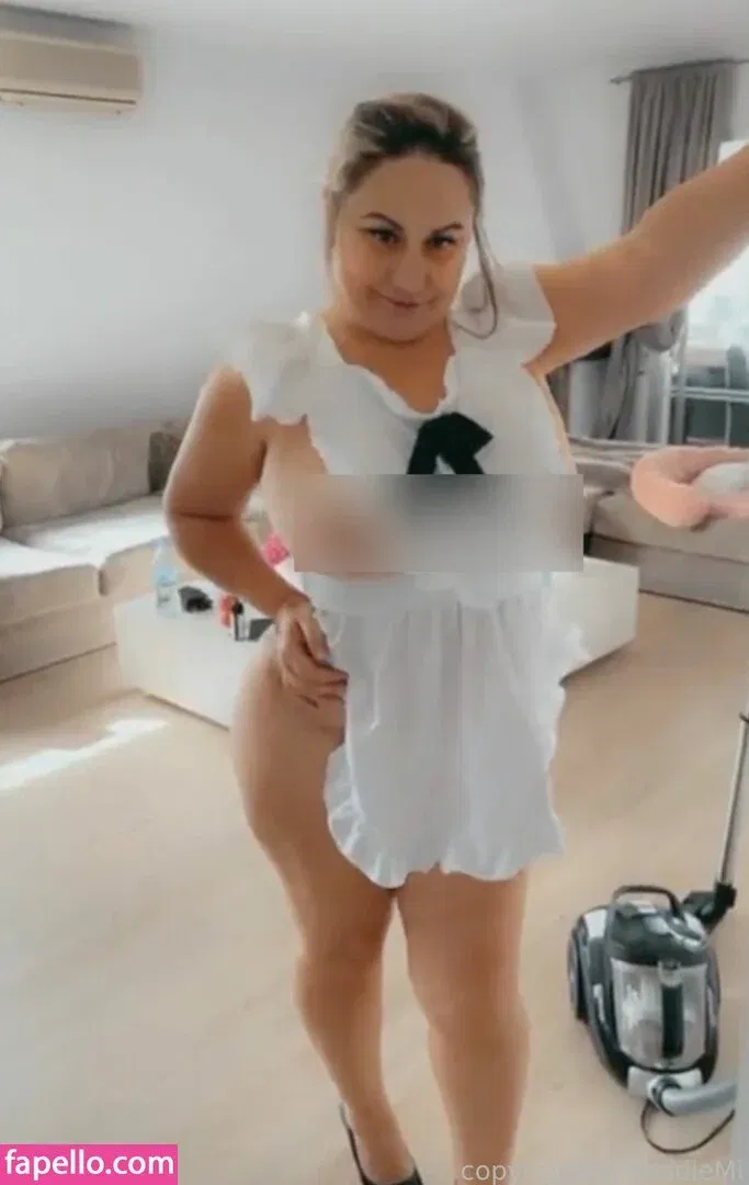 baddiemi Onlyfans Photo Gallery 