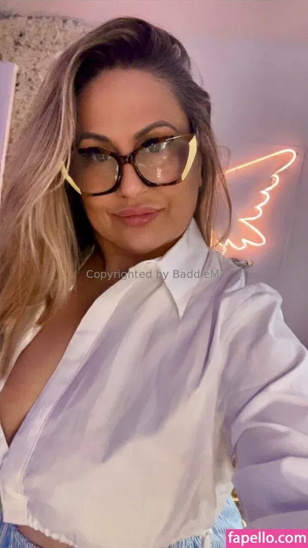 baddiemi Onlyfans Photo Gallery 