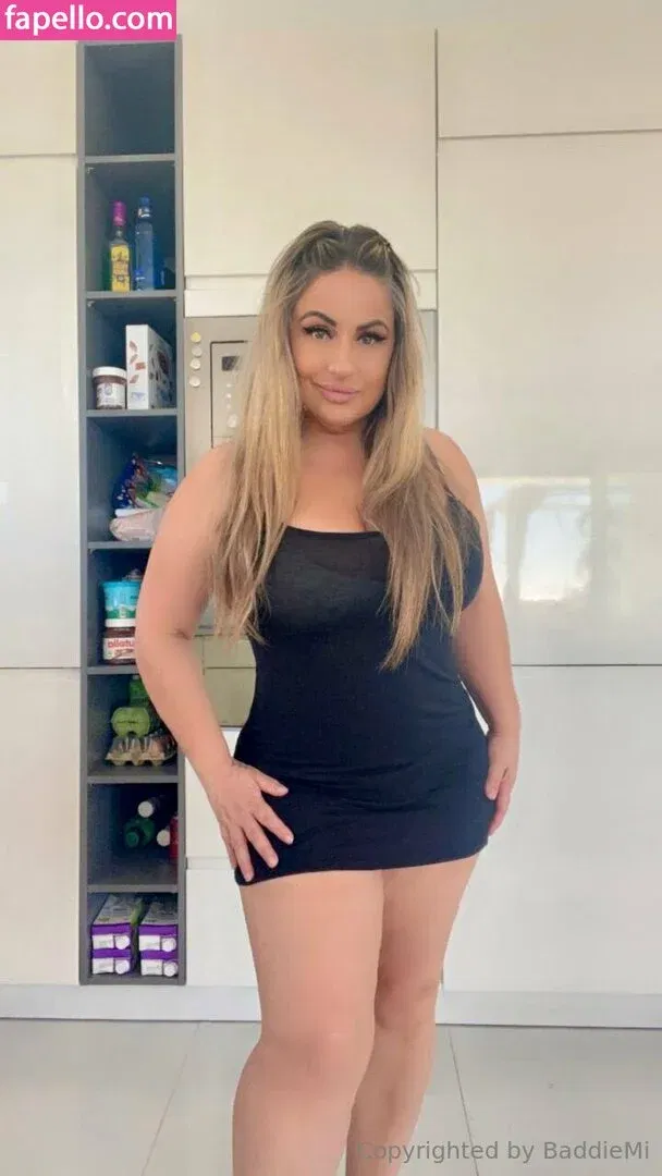 baddiemi Onlyfans Photo Gallery 